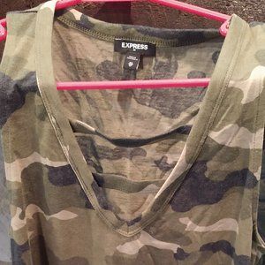 Express Camo sleeveless top Ladies XS